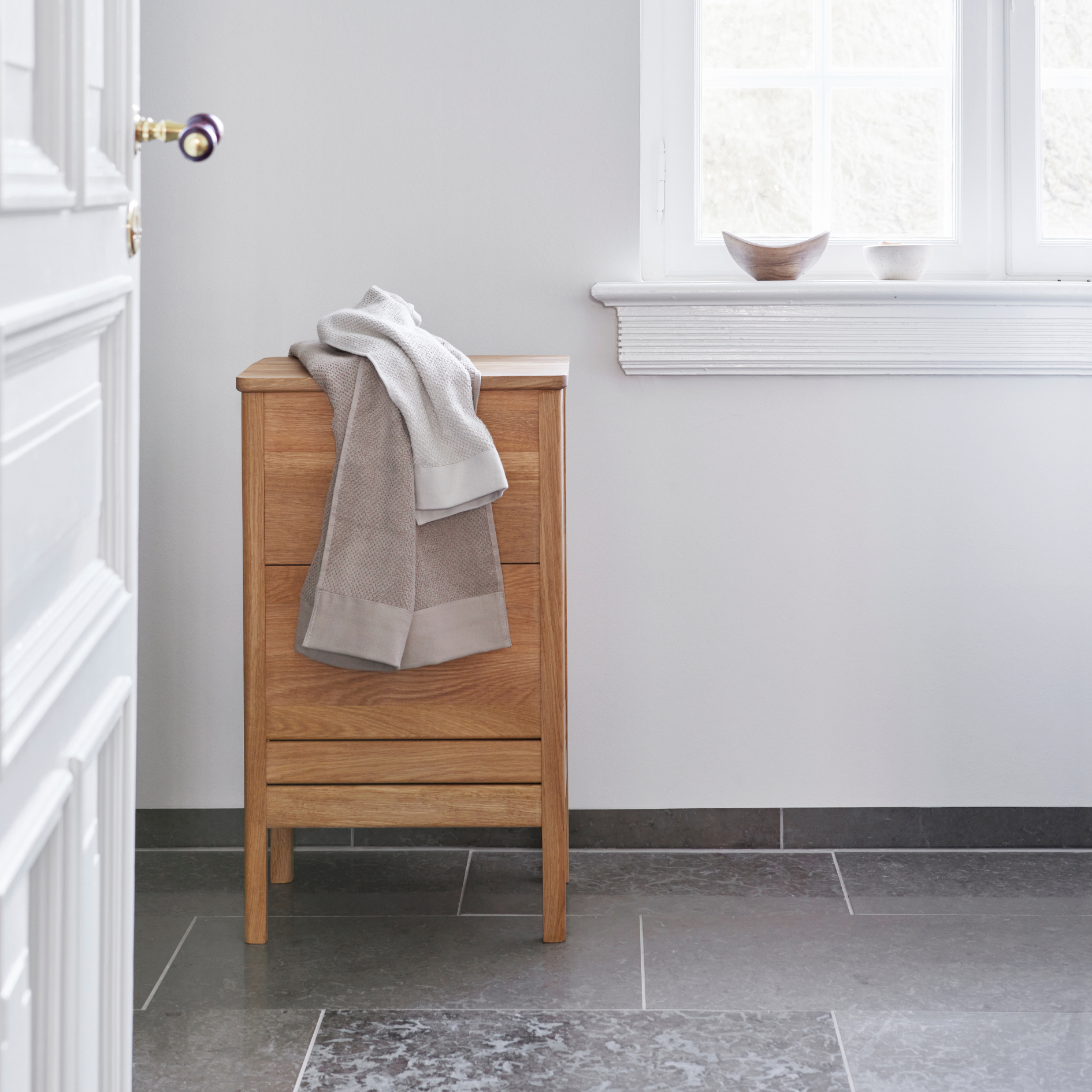 A Line Laundry Box